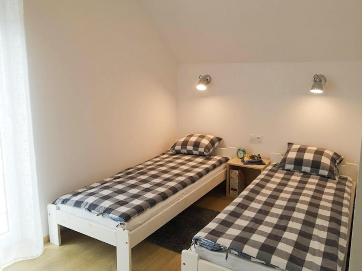 Blekit Apartamenty Przy Jastrzebiej Mieroszyno Exterior photo