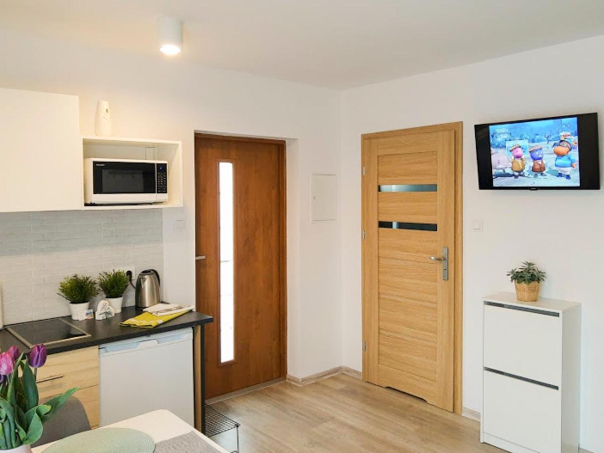 Blekit Apartamenty Przy Jastrzebiej Mieroszyno Exterior photo