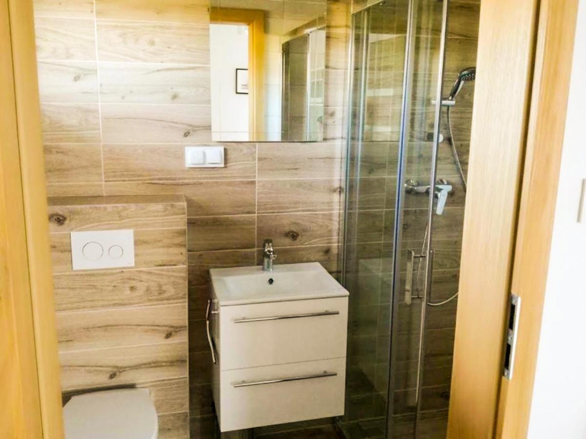 Blekit Apartamenty Przy Jastrzebiej Mieroszyno Exterior photo