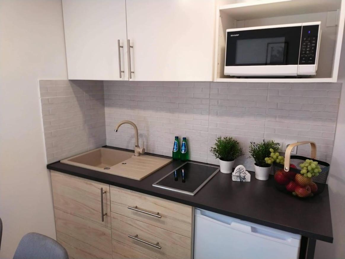 Blekit Apartamenty Przy Jastrzebiej Mieroszyno Exterior photo