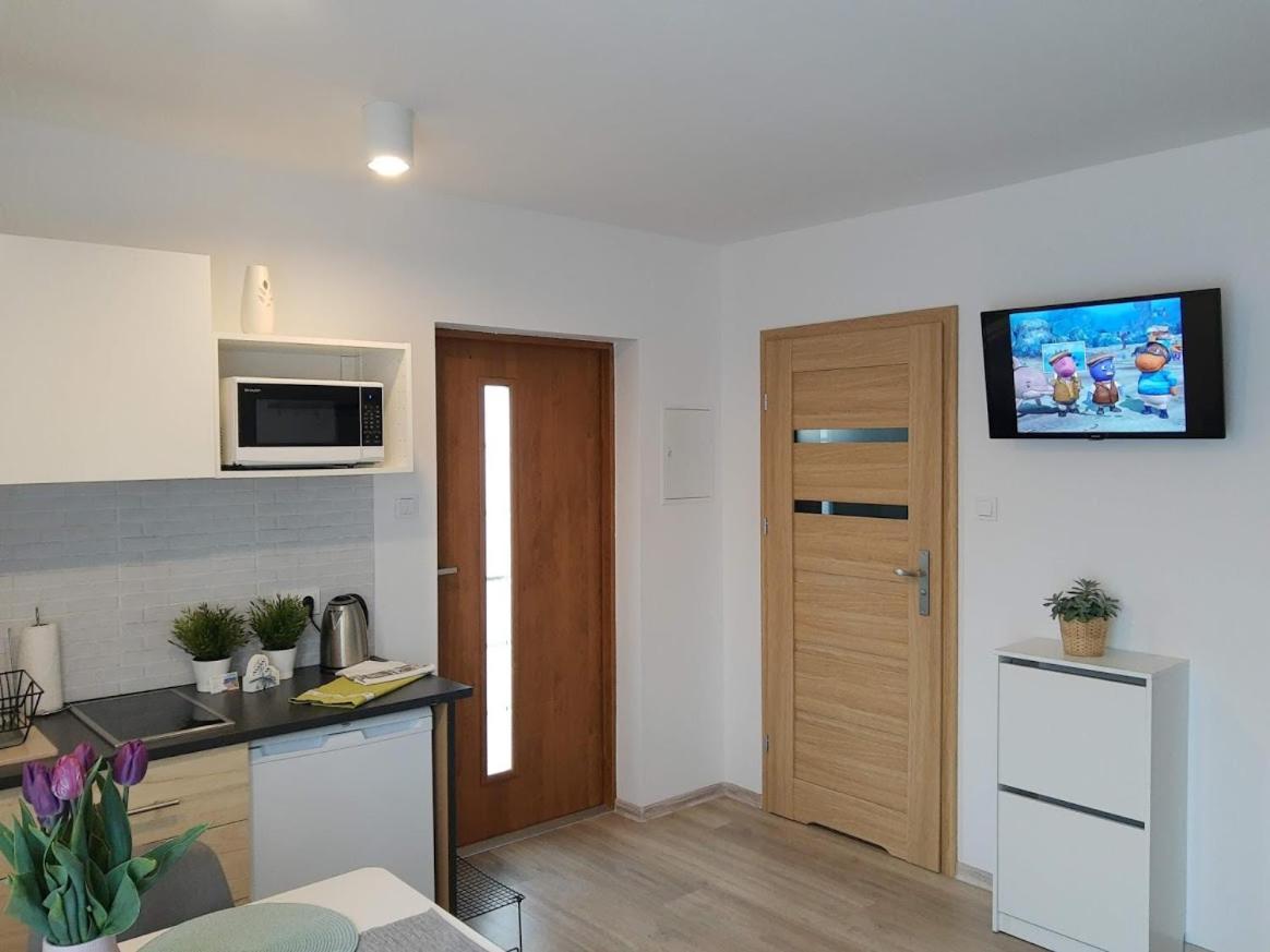 Blekit Apartamenty Przy Jastrzebiej Mieroszyno Exterior photo